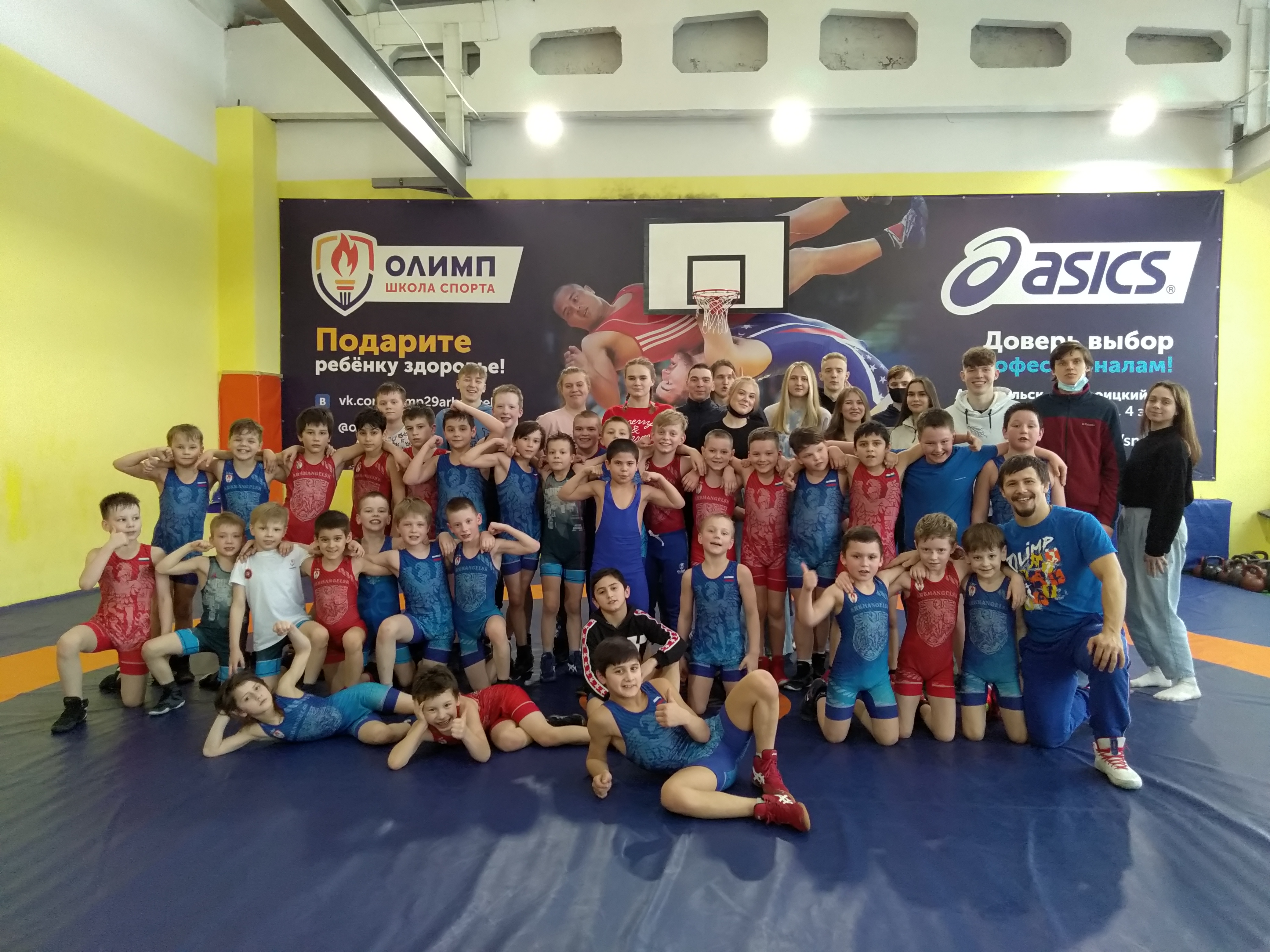 Занятие по спортивной борьбе в Школе спорта 