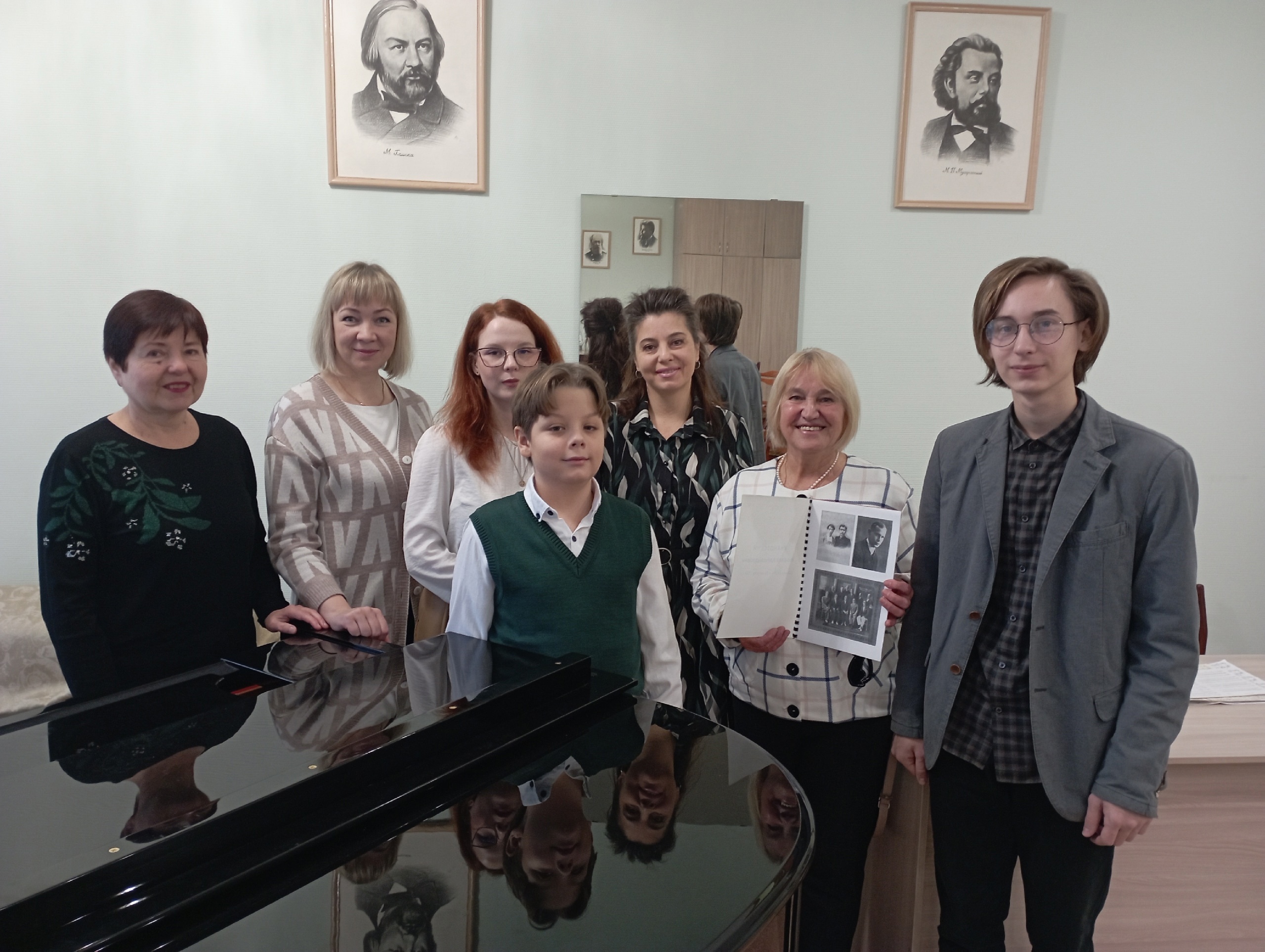 Встреча с внучкой Ивановского Николая Александровича, первого заведующего  музыкальным отделением