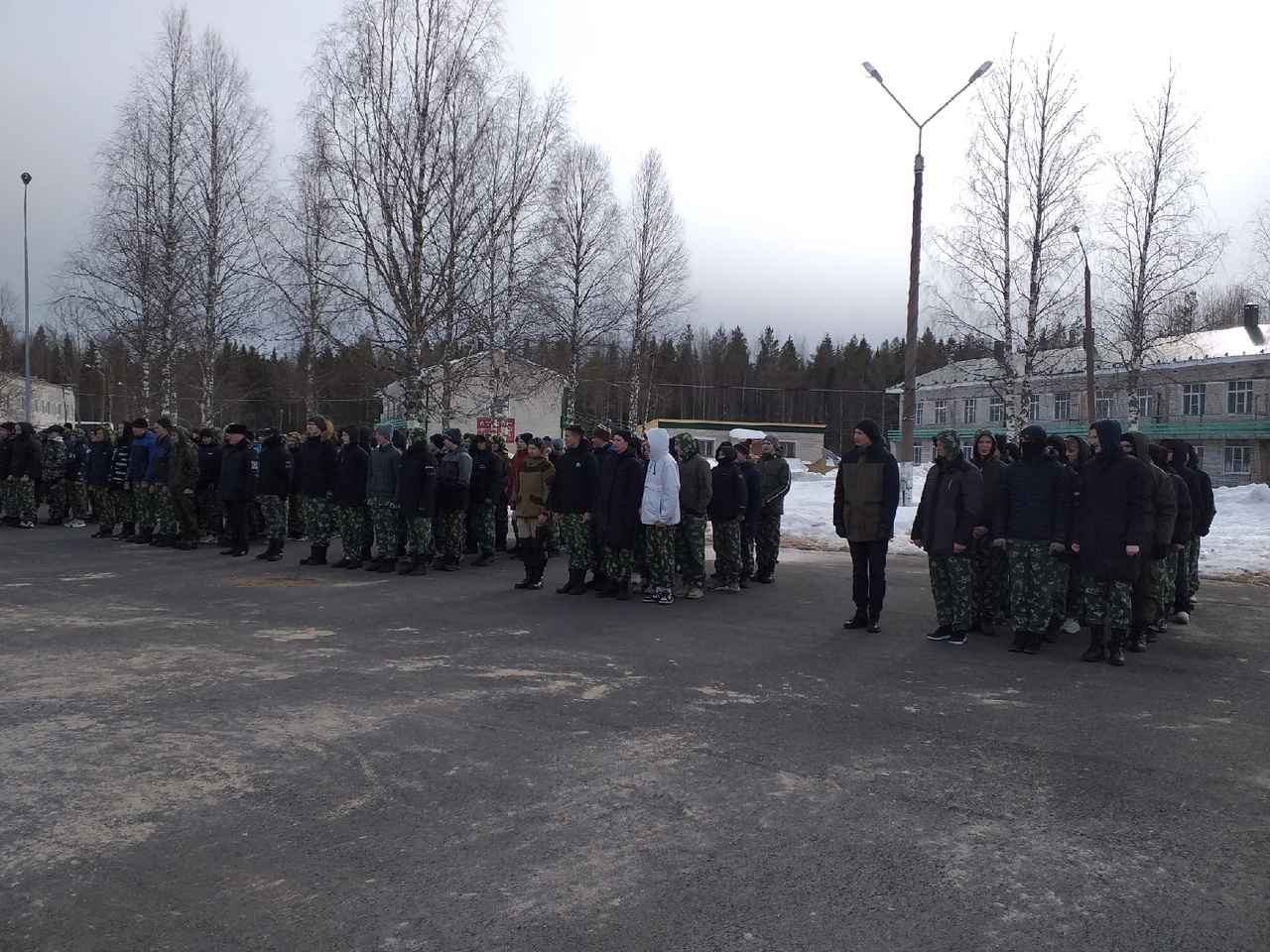 Обязательны ли военные сборы на 1 курсе - да